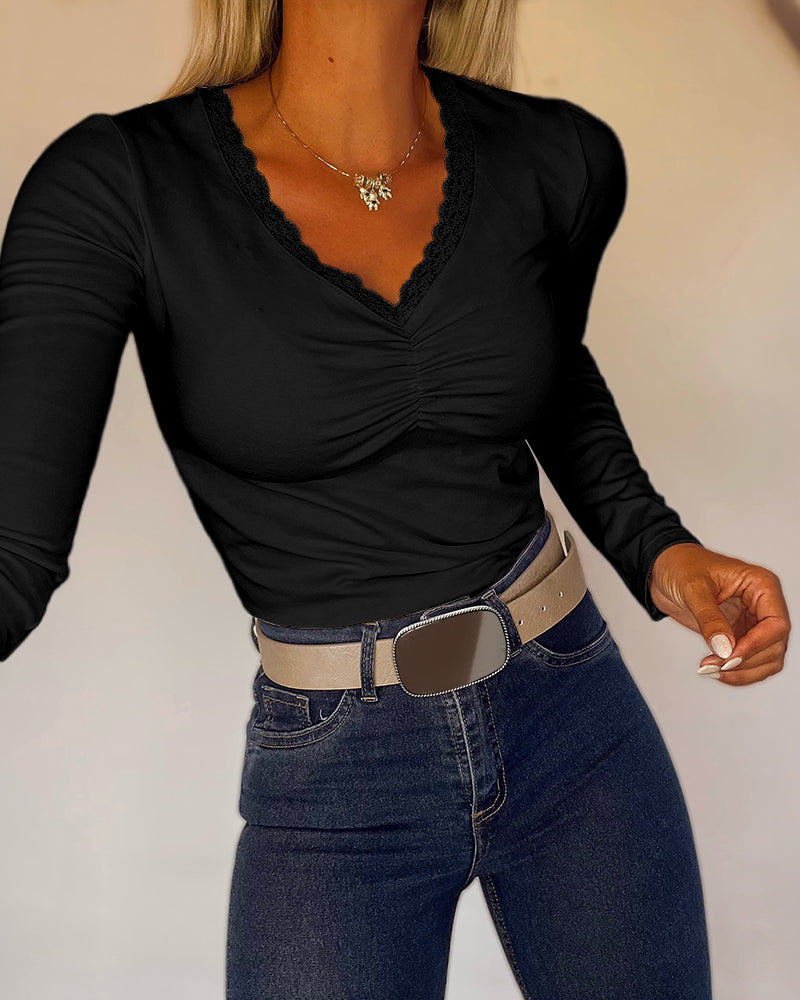 Women's Lace V Neck Ruched T Shirt Slim Fit Long Sleeve Tee Casual Elegant Top