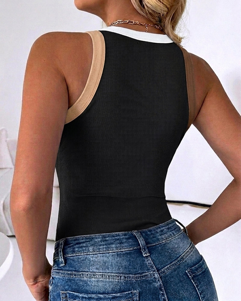 Women's Contrast Trim Ribbed Tank Top Slim Fit Sleeveless Round Neck Basic Camisole for Streetwear & Layering