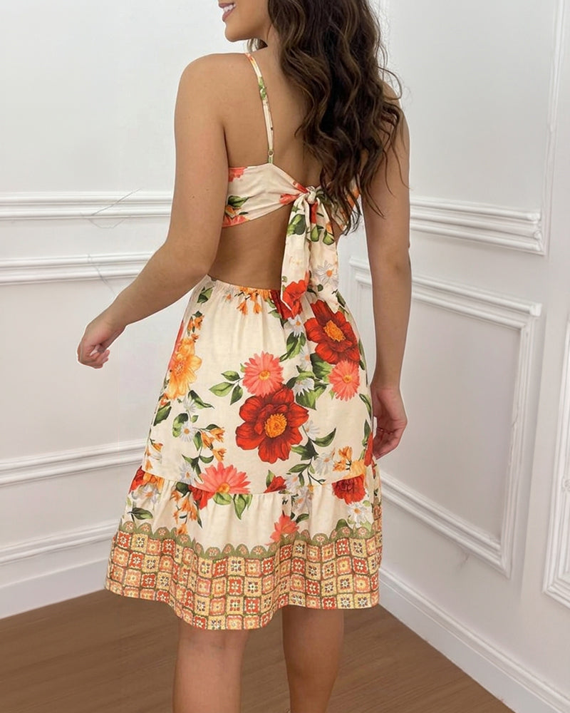 Women's Floral Print Boho Dress Sweetheart Neck Cut Out Tied Detail Summer Dress Ruffle Hem Ruched Vacation Dress
