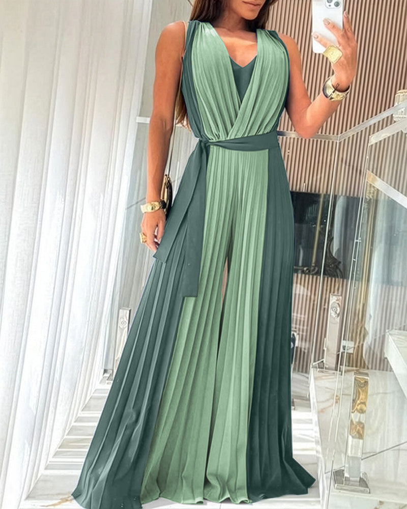 Colorblock Sleeveless Criss Cross Plunge V Neck Jumpsuit Casual Waist Tied Detail Pleated Romper
